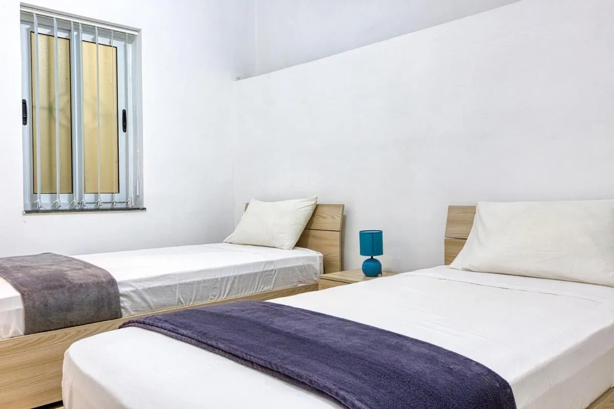 Modern 2-Bedroom Maisonette In Swieqi Is-Swieqi 0*,